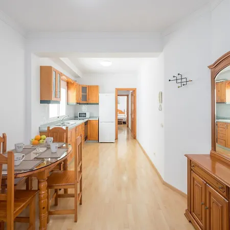 아파트 Moya Cool Flat - Mountain Views & Parking *